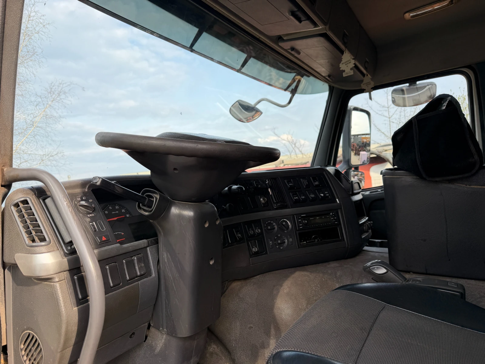 Volvo Fm Кран, 18-метра, 6х2, Внос, , , , снимка 17 - Камиони - 54010678