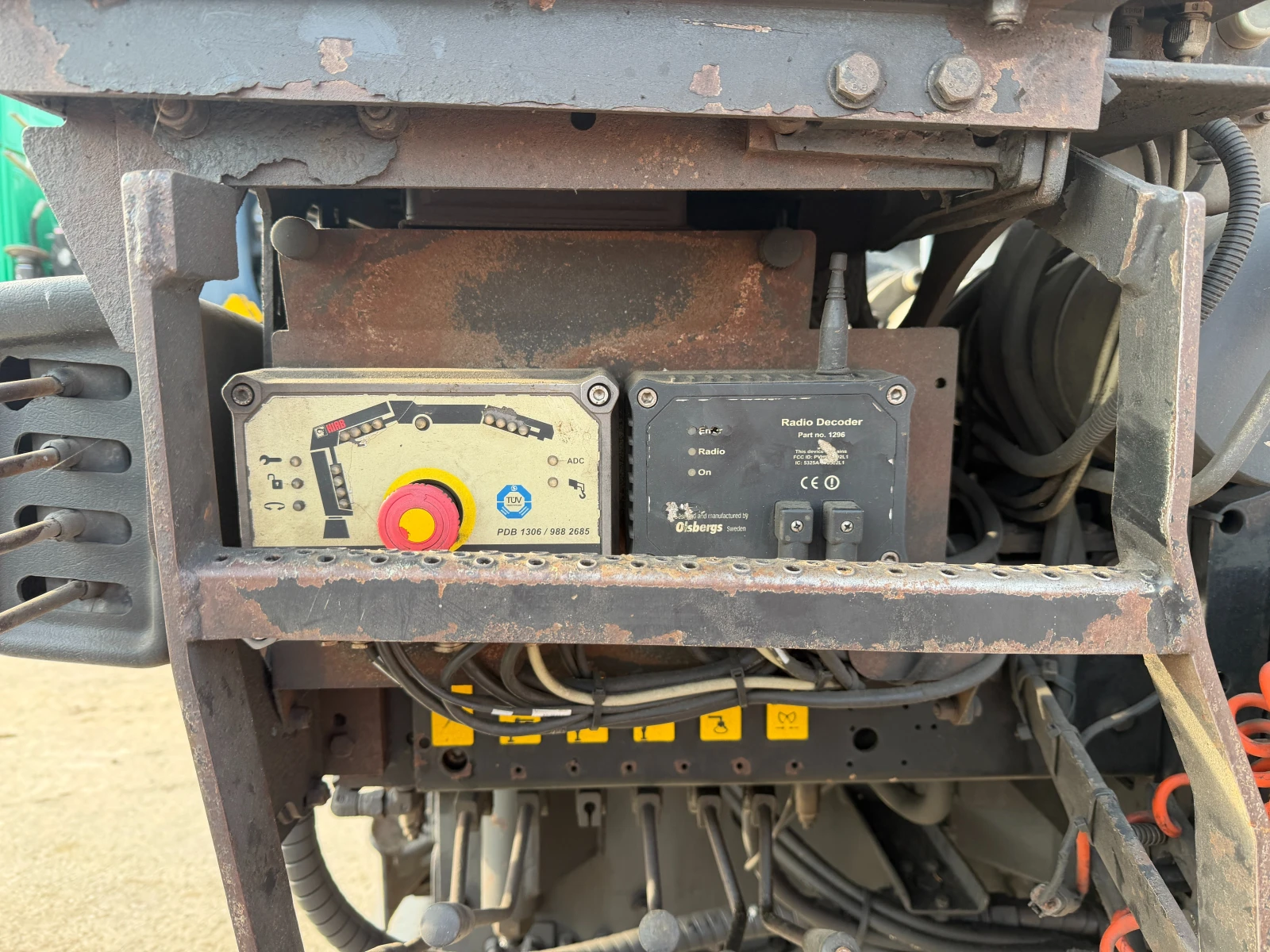 Volvo Fm Кран, 18-метра, 6х2, Внос, , , , снимка 14 - Камиони - 54010678