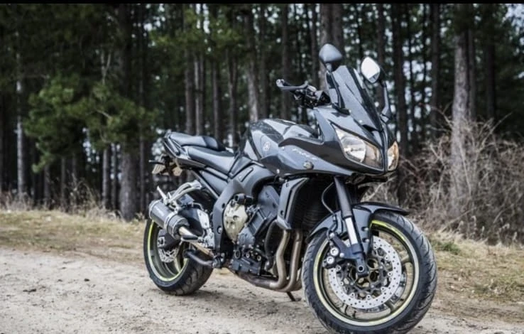 Yamaha FZ1 FAZER