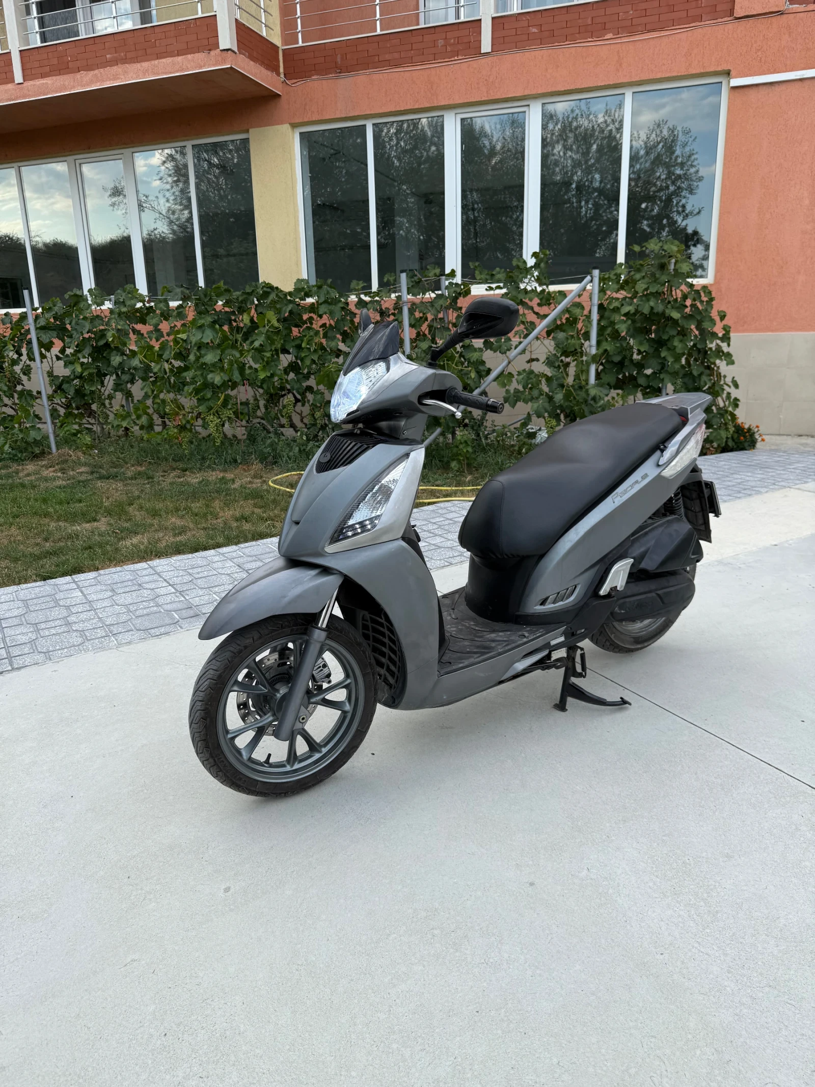 Kymco People Gt125 - изображение 3