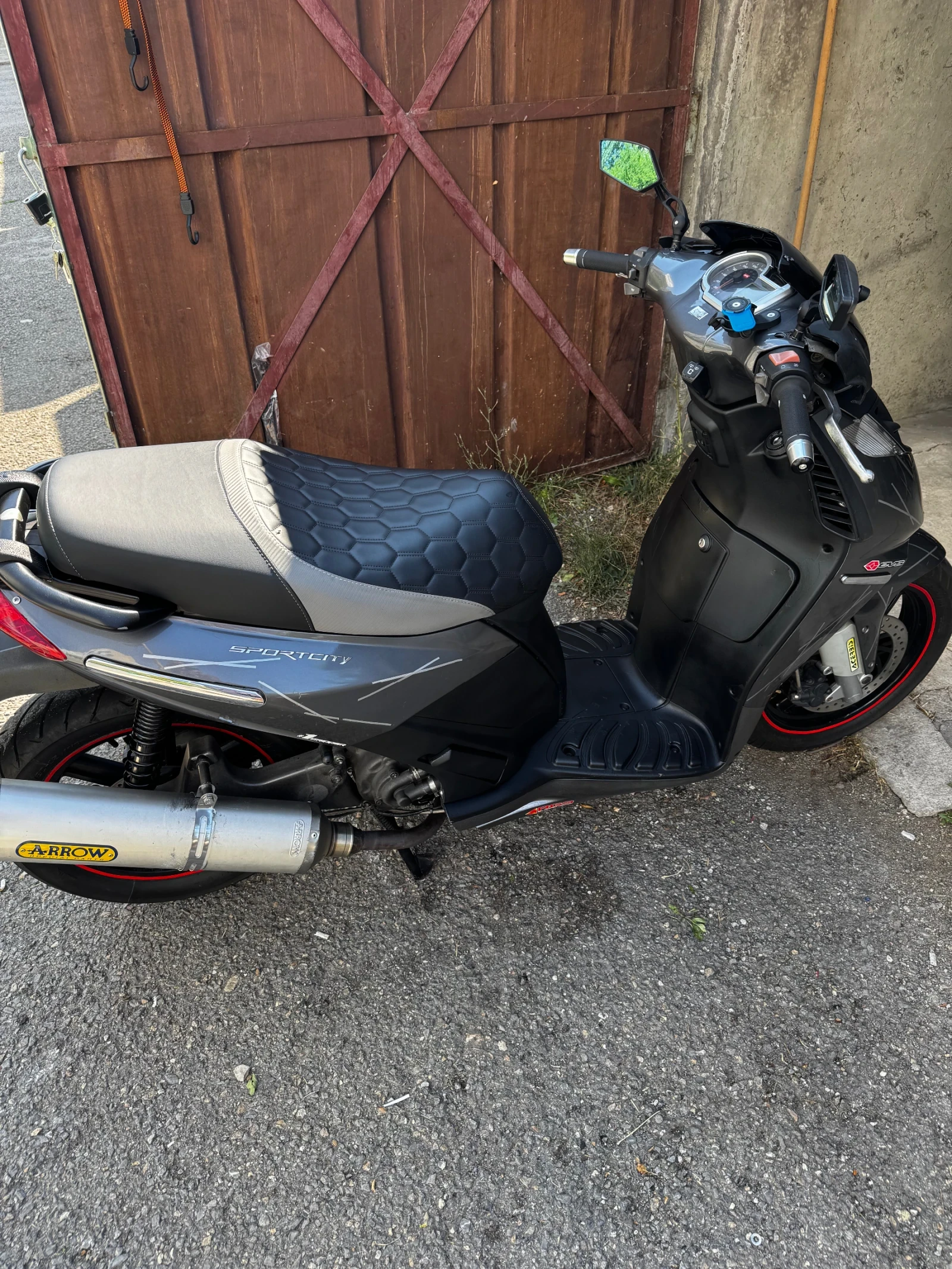 Aprilia 250  - изображение 6
