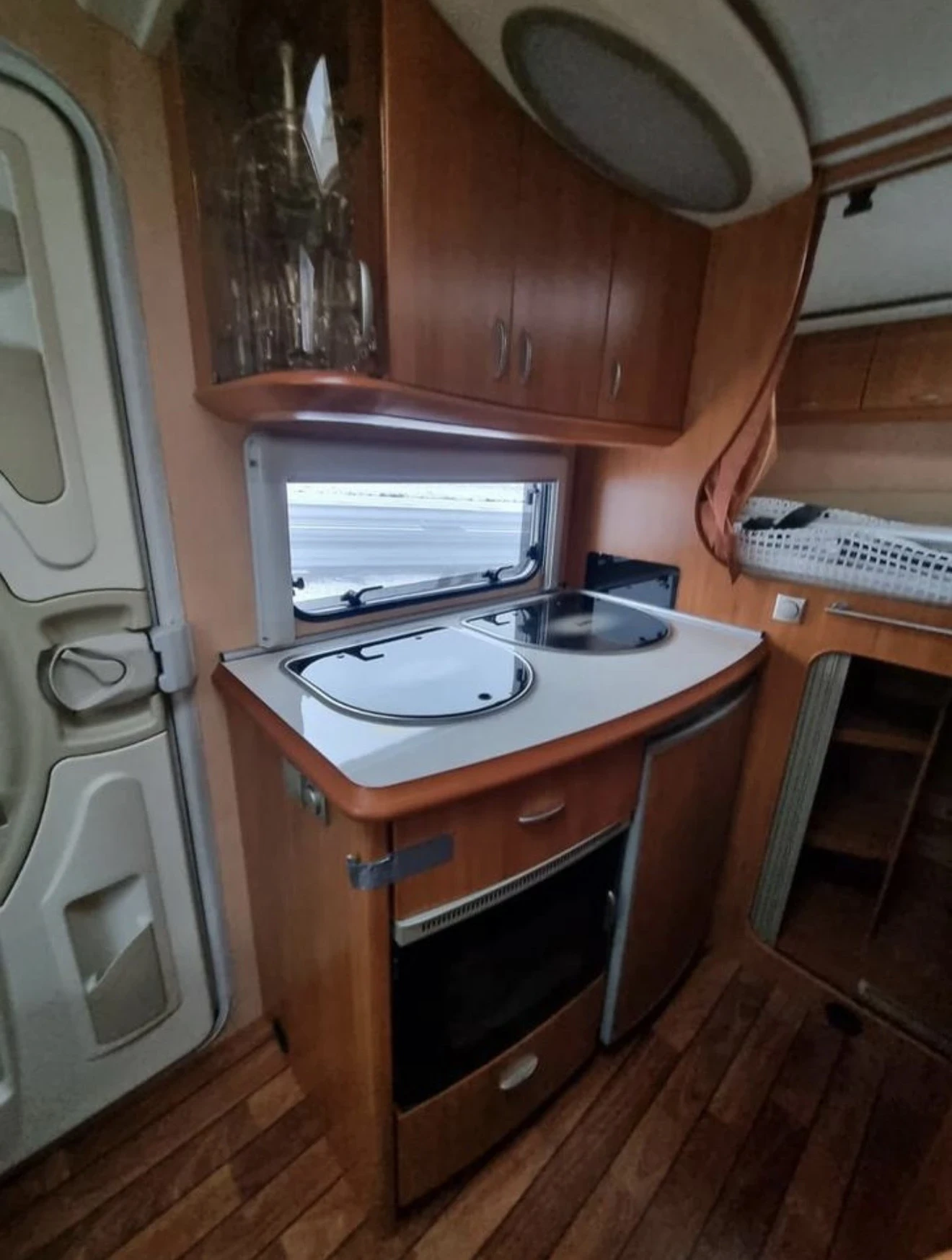 Кемпер Hobby Van 500 - изображение 9