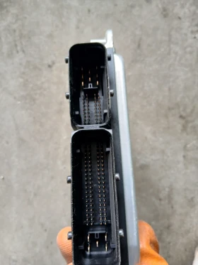 8E0 907 401 S Компютър Audi A4, снимка 3