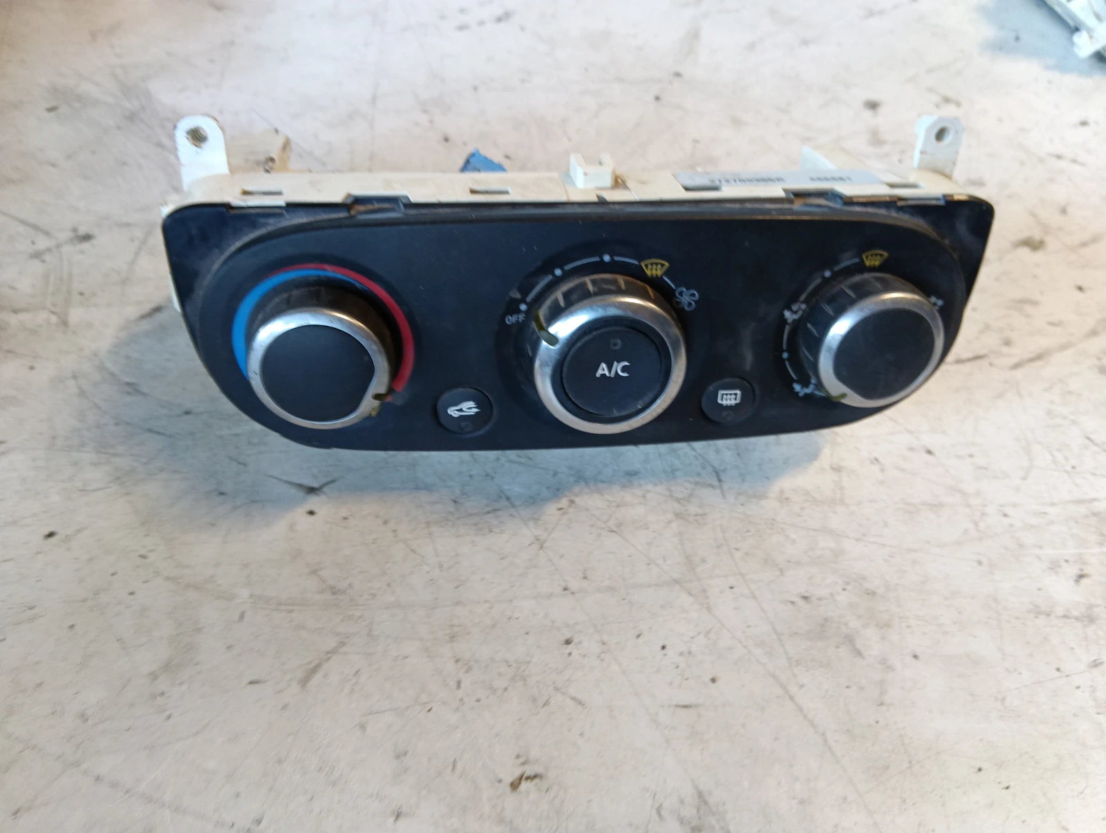 управление парно 272709355R Renault Clio
