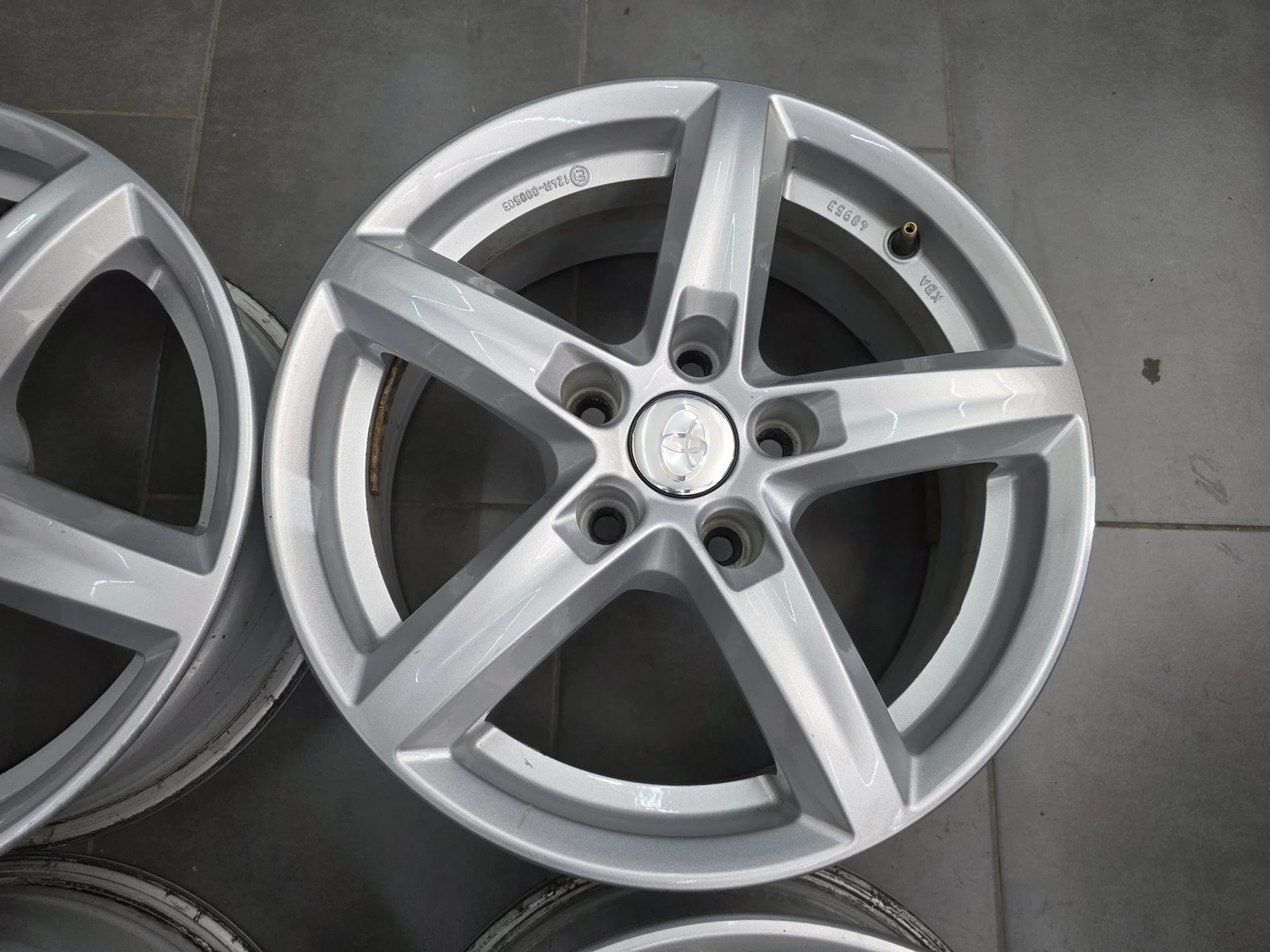 Джанти за Toyota, снимка 6 - Гуми и джанти - 56687924