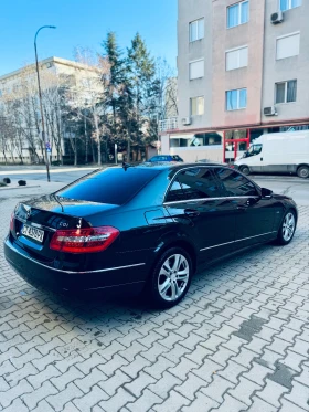 Mercedes-Benz E 220, снимка 7