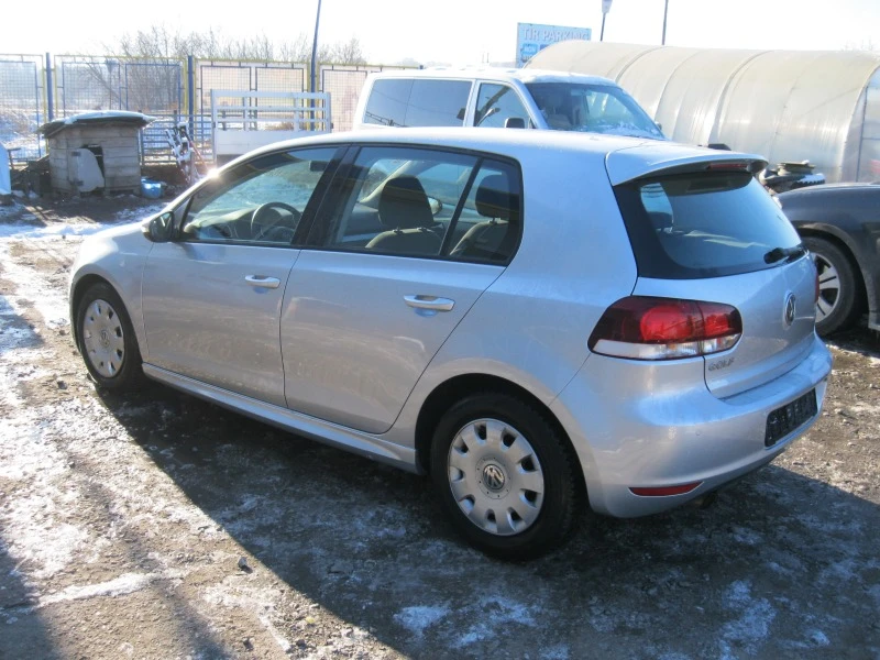 VW Golf, снимка 3 - Автомобили и джипове - 43761435