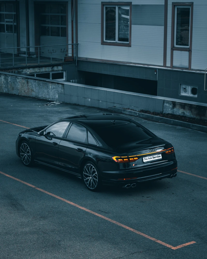 Audi S8, снимка 7 - Автомобили и джипове - 48141429