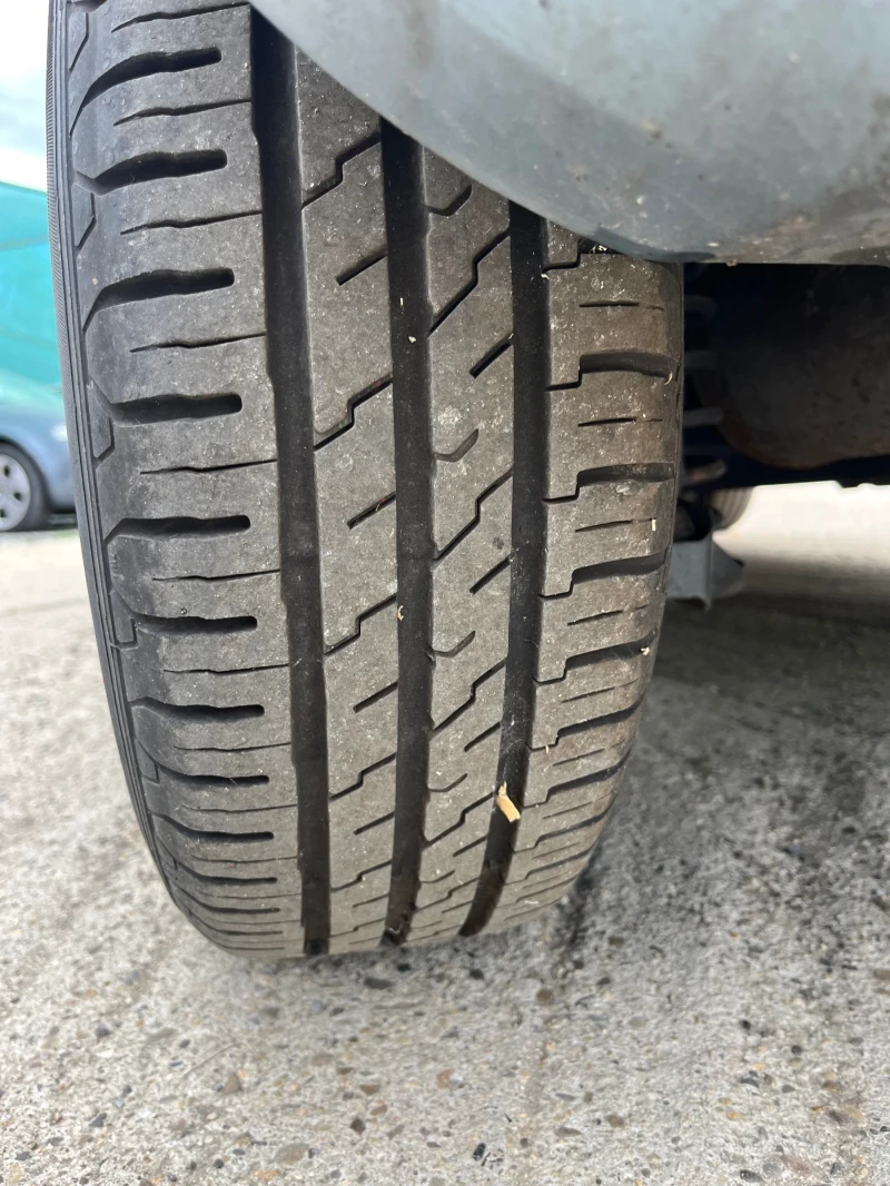 Skoda Fabia 1.2i, снимка 7 - Автомобили и джипове - 51109688