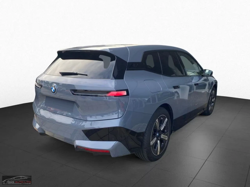 BMW iX 50/xDRIVE/523HP/SPORT/360/SKYLONGE/766v, снимка 4 - Автомобили и джипове - 52169975