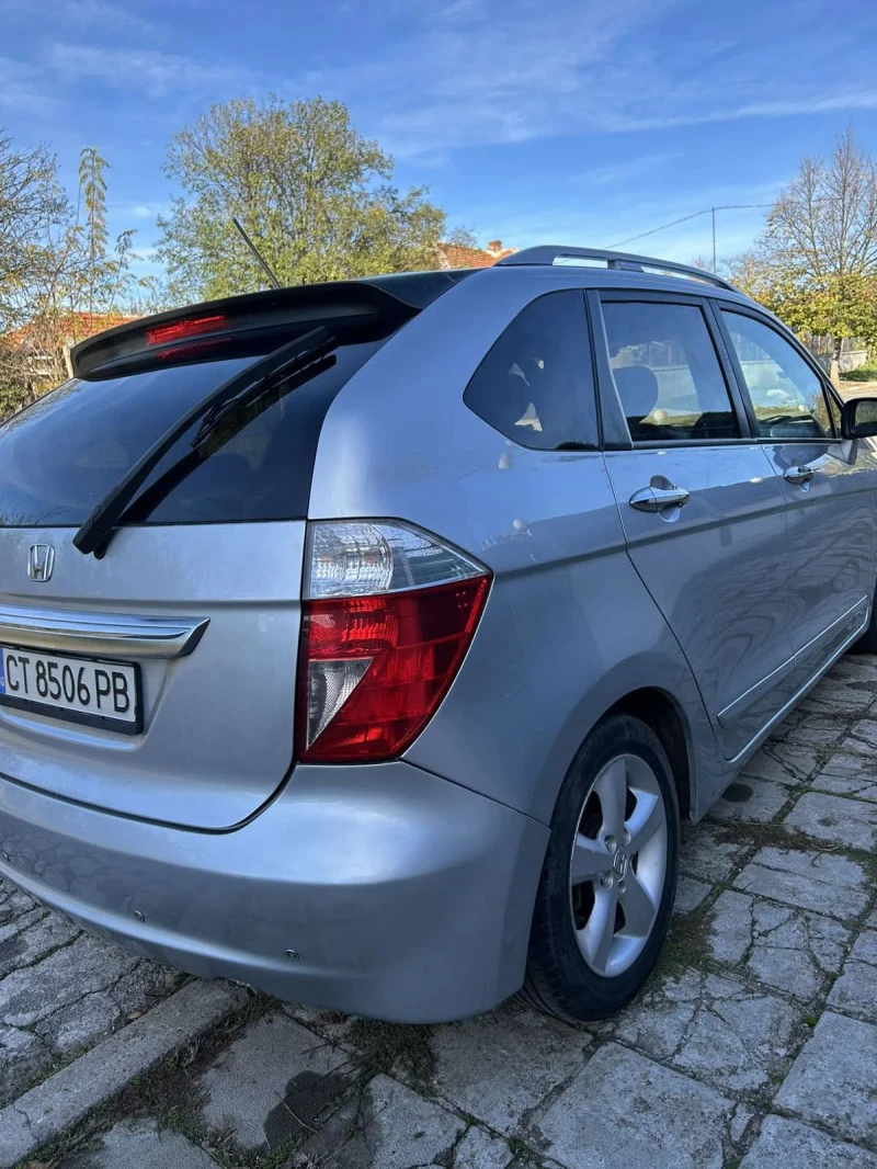 Honda Fr-v, снимка 12 - Автомобили и джипове - 52252467