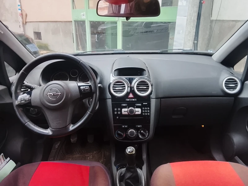Opel Corsa, снимка 10 - Автомобили и джипове - 53063260