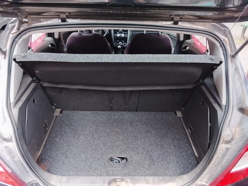 Opel Corsa, снимка 13 - Автомобили и джипове - 53063260