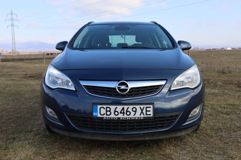 Opel Astra 1.4 Turbo , снимка 2 - Автомобили и джипове - 53139459