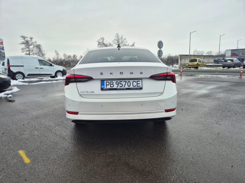 Skoda Octavia 2.0TDI - А/Т, снимка 4 - Автомобили и джипове - 53326683