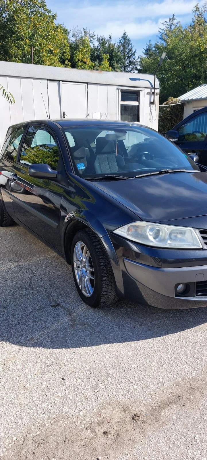 Renault Megane, снимка 11 - Автомобили и джипове - 49129776