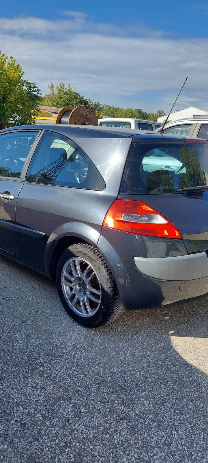 Renault Megane, снимка 3 - Автомобили и джипове - 47494701