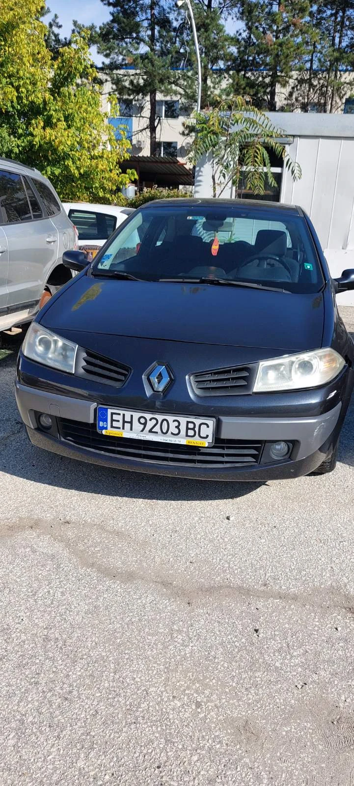 Renault Megane, снимка 2 - Автомобили и джипове - 47494701