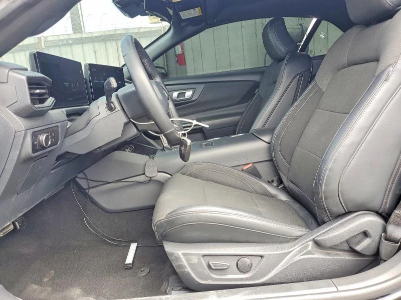 Ford Mustang 2.3L 4 REAR WHEEL DRIVE | Mobile.bg � ����������� 7