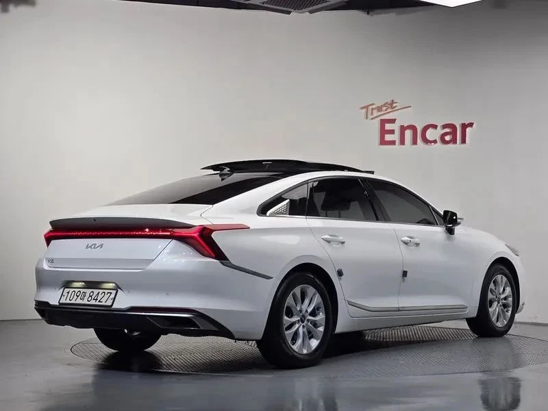 Kia K8, снимка 2 - Автомобили и джипове - 56688154