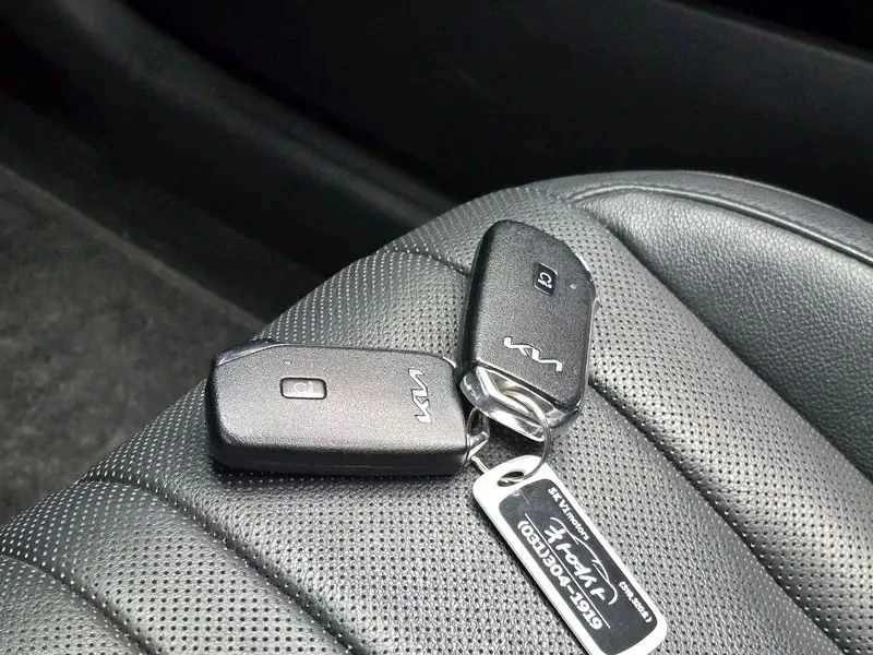 Kia K8, снимка 15 - Автомобили и джипове - 56688154