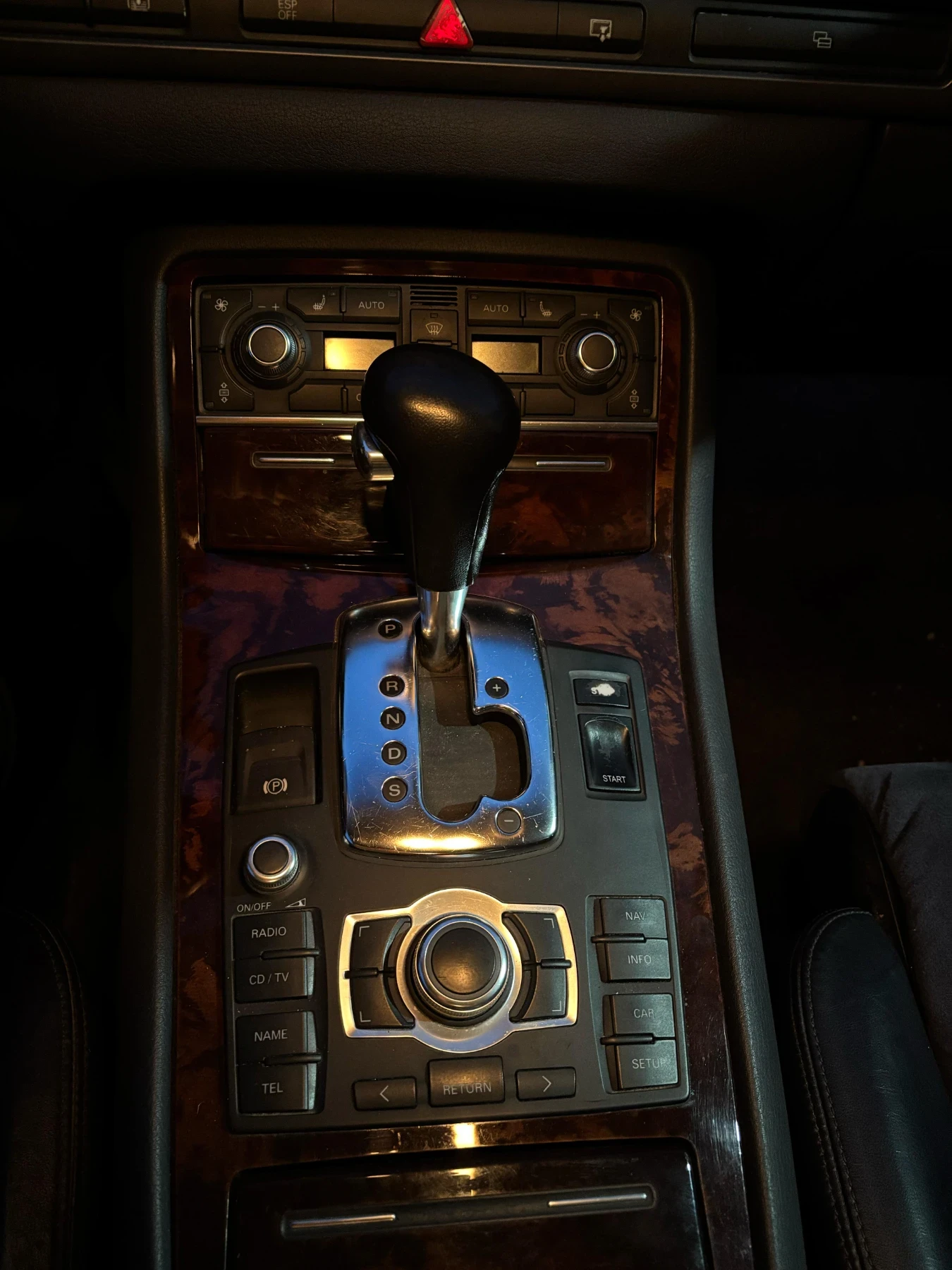 Audi A8 | Mobile.bg   15