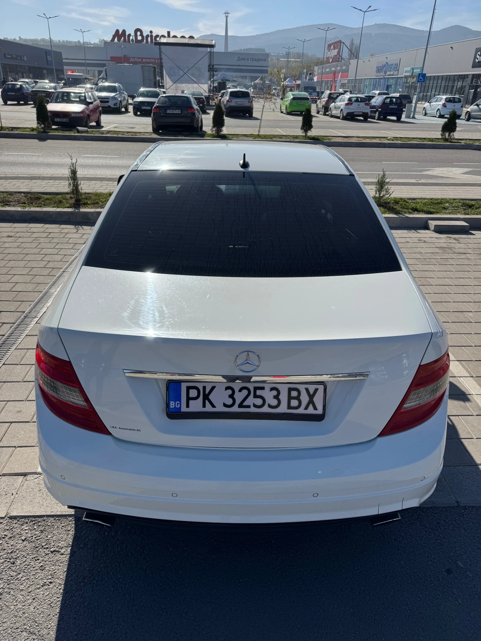 Mercedes-Benz C 320  - изображение 7
