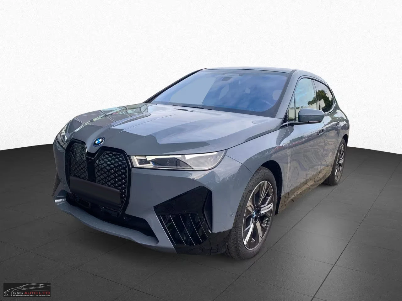 BMW iX 50/xDRIVE/523HP/SPORT/360/SKYLONGE/766v | Mobile.bg   1