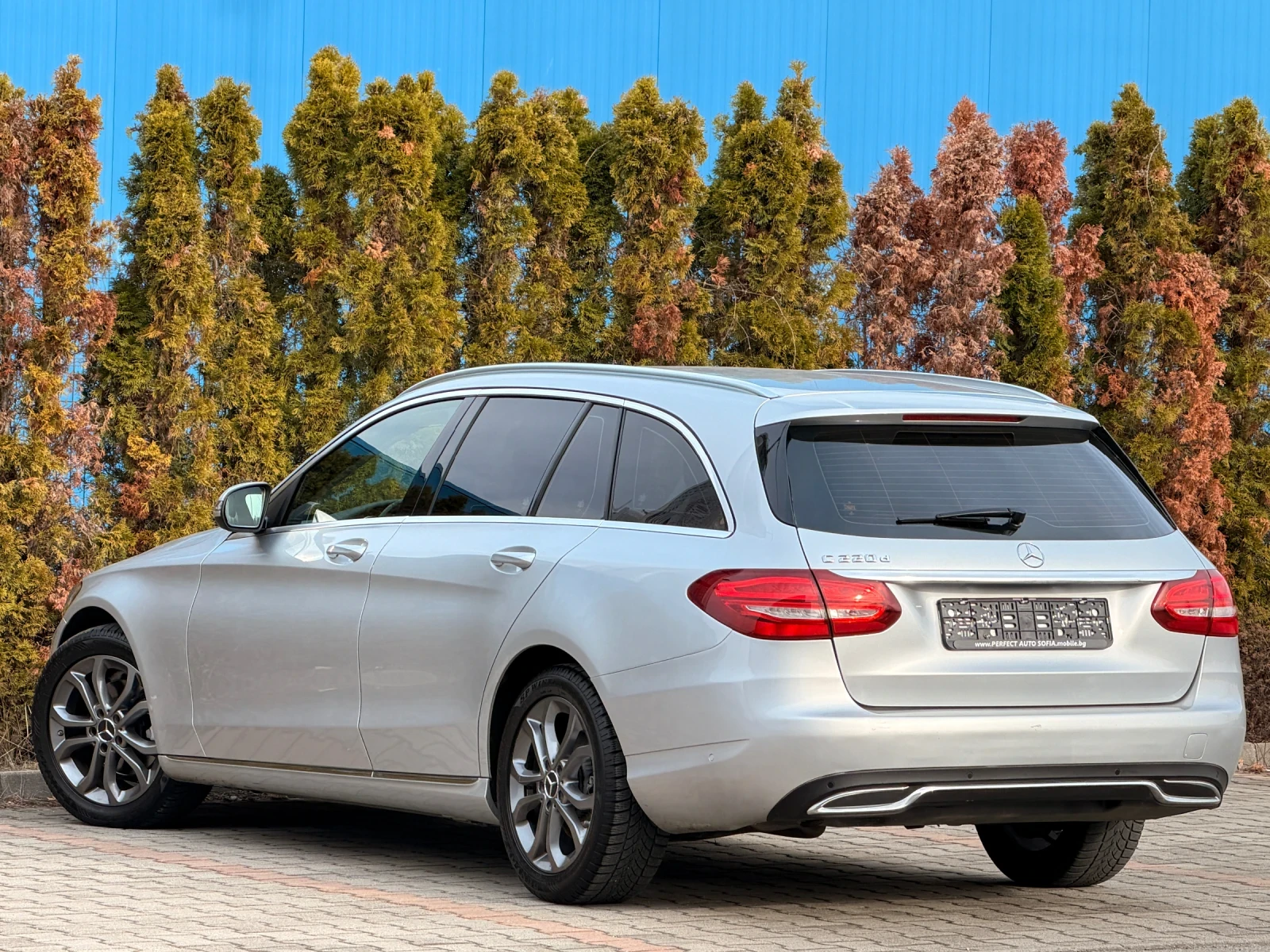 Mercedes-Benz C 220 2.2d-КОАЖА-ЕЛ-INTELLIGENT-LIGHT-LED-SYSTEM-220Х.КМ, снимка 3 - Автомобили и джипове - 53714182