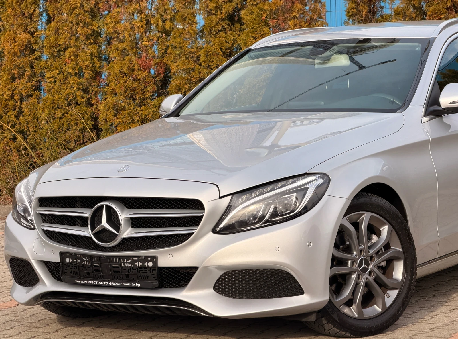 Mercedes-Benz C 220 2.2d-КОАЖА-ЕЛ-INTELLIGENT-LIGHT-LED-SYSTEM-220Х.КМ, снимка 2 - Автомобили и джипове - 53714182