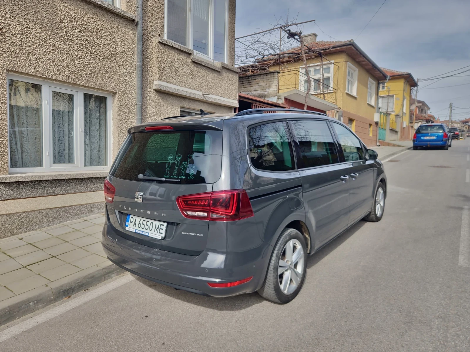Seat Alhambra Business Edition , снимка 3 - Автомобили и джипове - 53921452