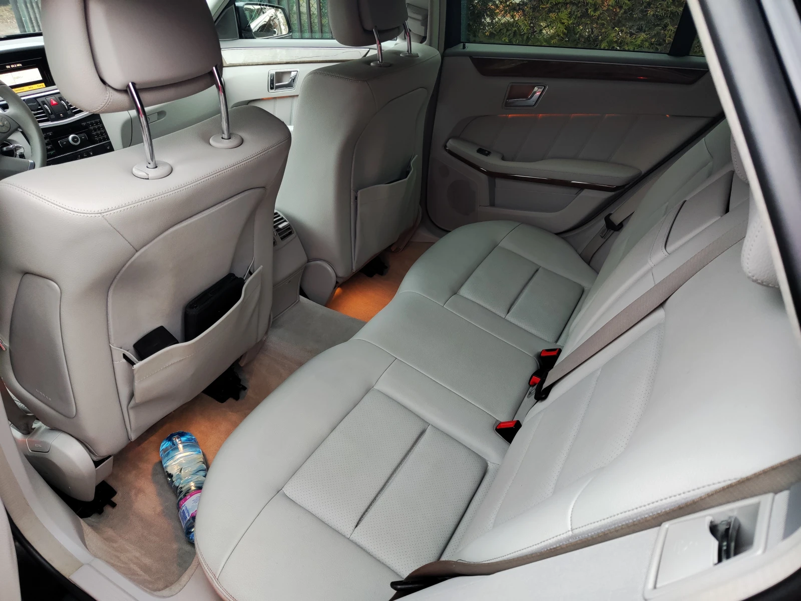 Mercedes-Benz E 200 2.0, снимка 9 - Автомобили и джипове - 54238674