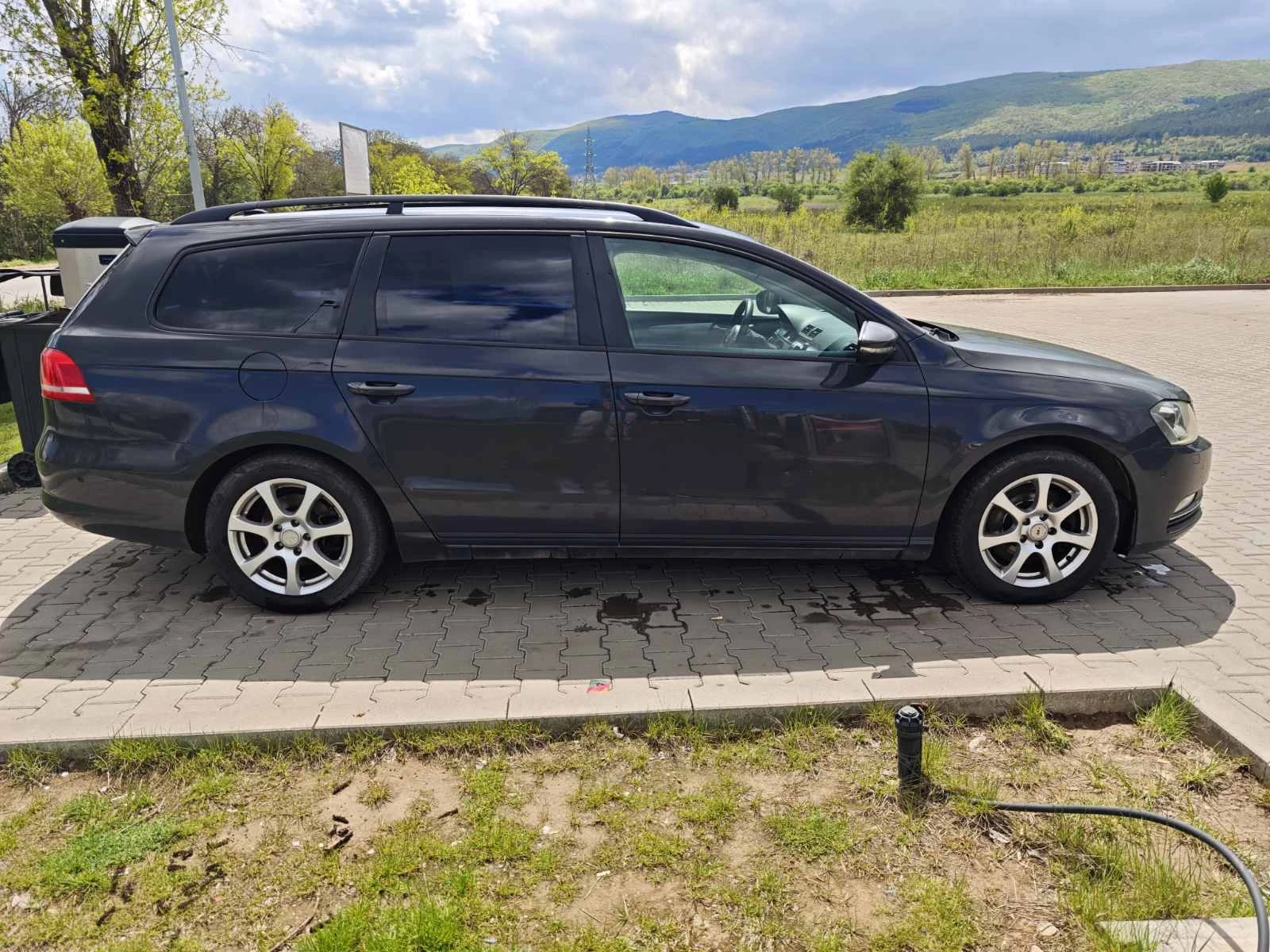 VW Passat, снимка 8 - Автомобили и джипове - 54399053