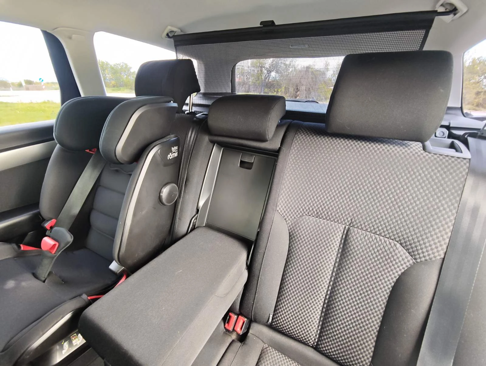 VW Passat, снимка 15 - Автомобили и джипове - 54399053