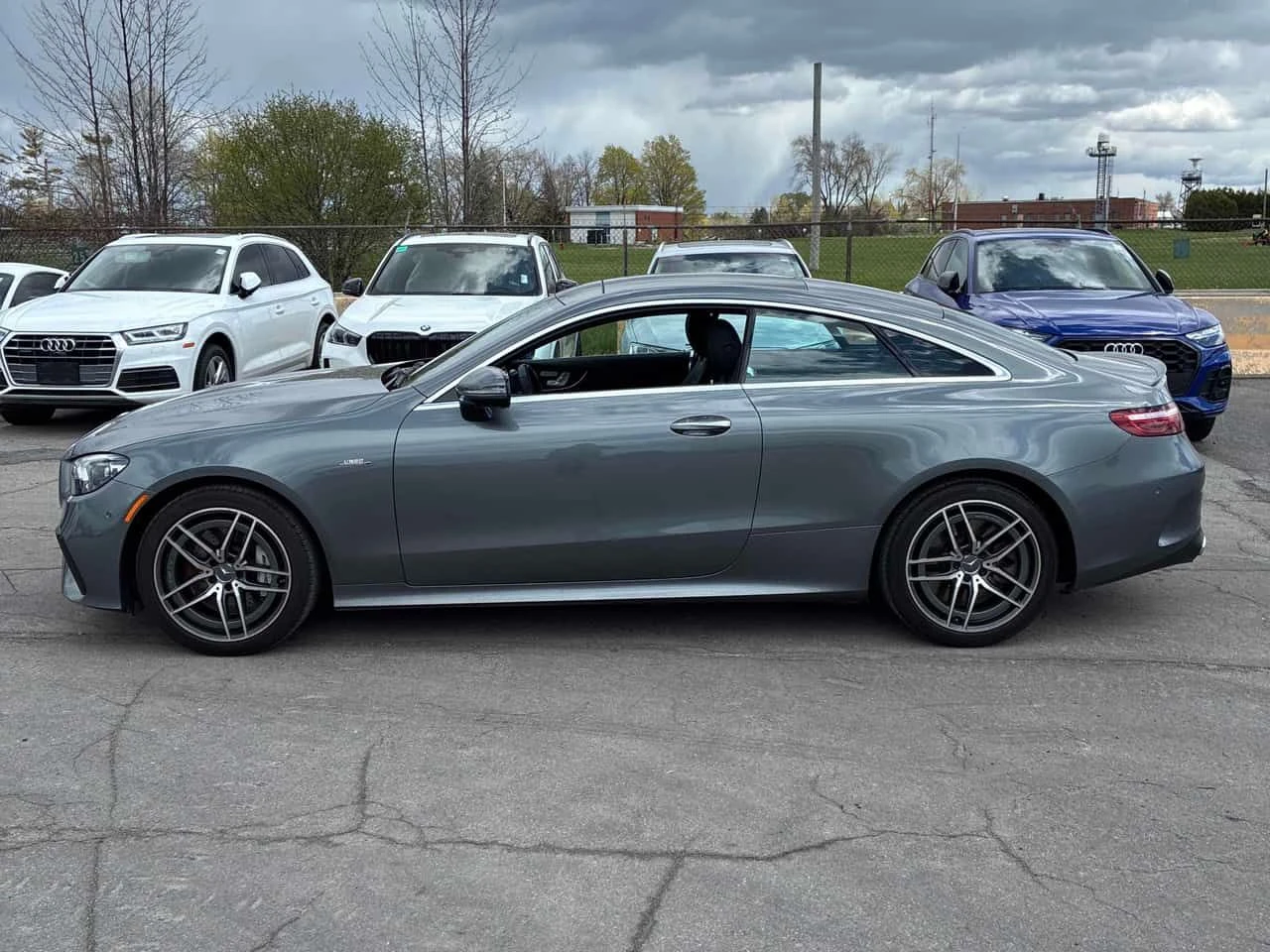 Mercedes-Benz E 53 AMG * 360 * ОБДУХВАНЕ * BURMESTER * ПАМЕТ, снимка 2 - Автомобили и джипове - 54480310