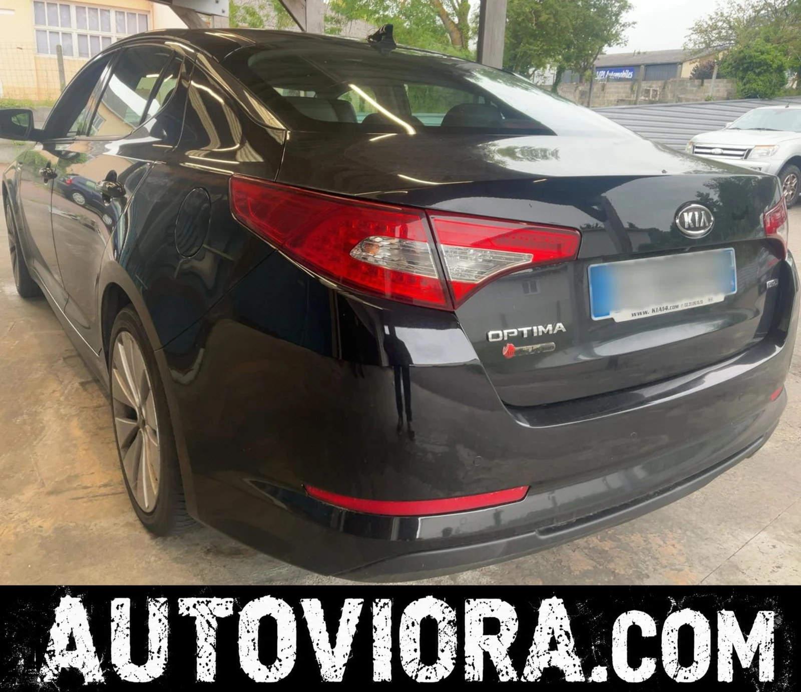 Kia Optima 1.7 CRDi Spirit, снимка 4 - Автомобили и джипове - 54895375