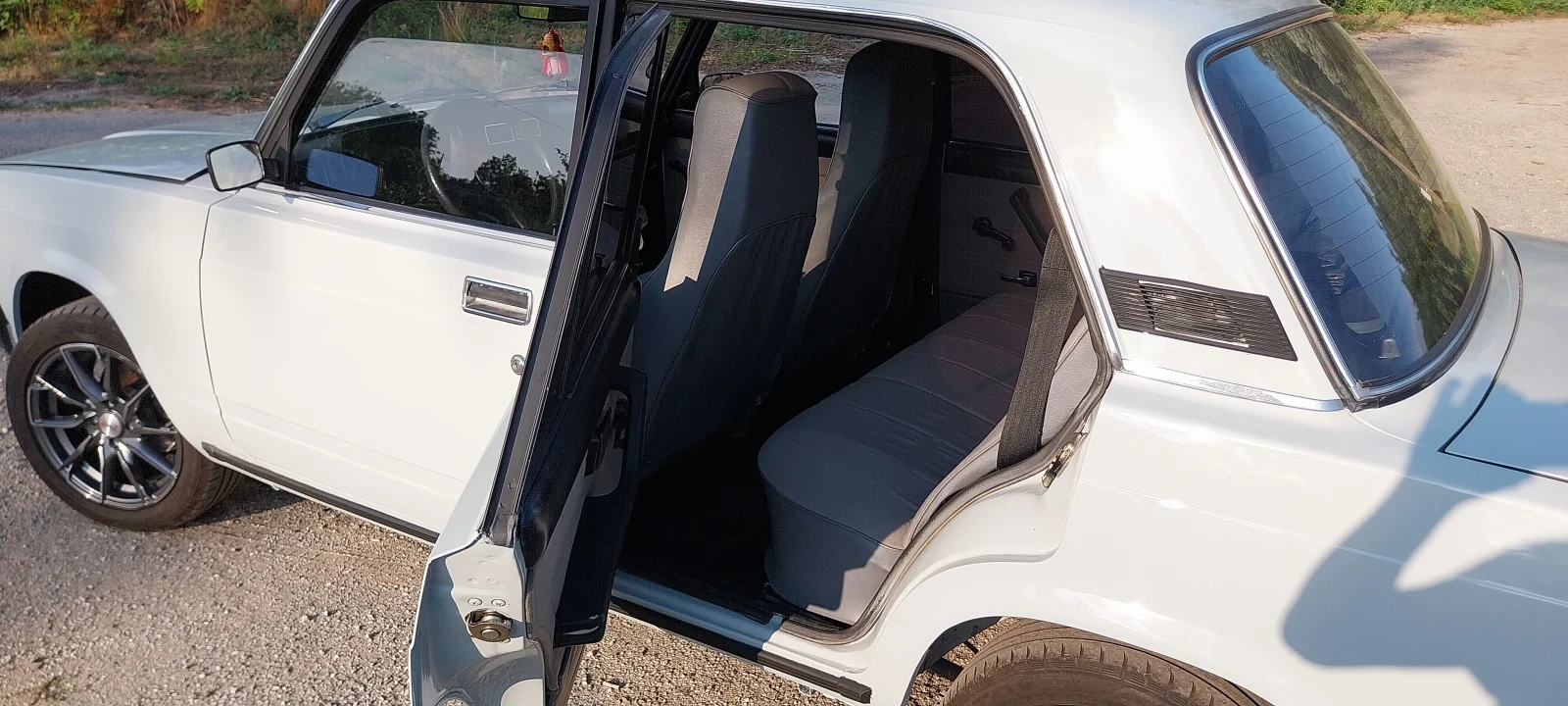 Lada 2107, снимка 4 - Автомобили и джипове - 55161715
