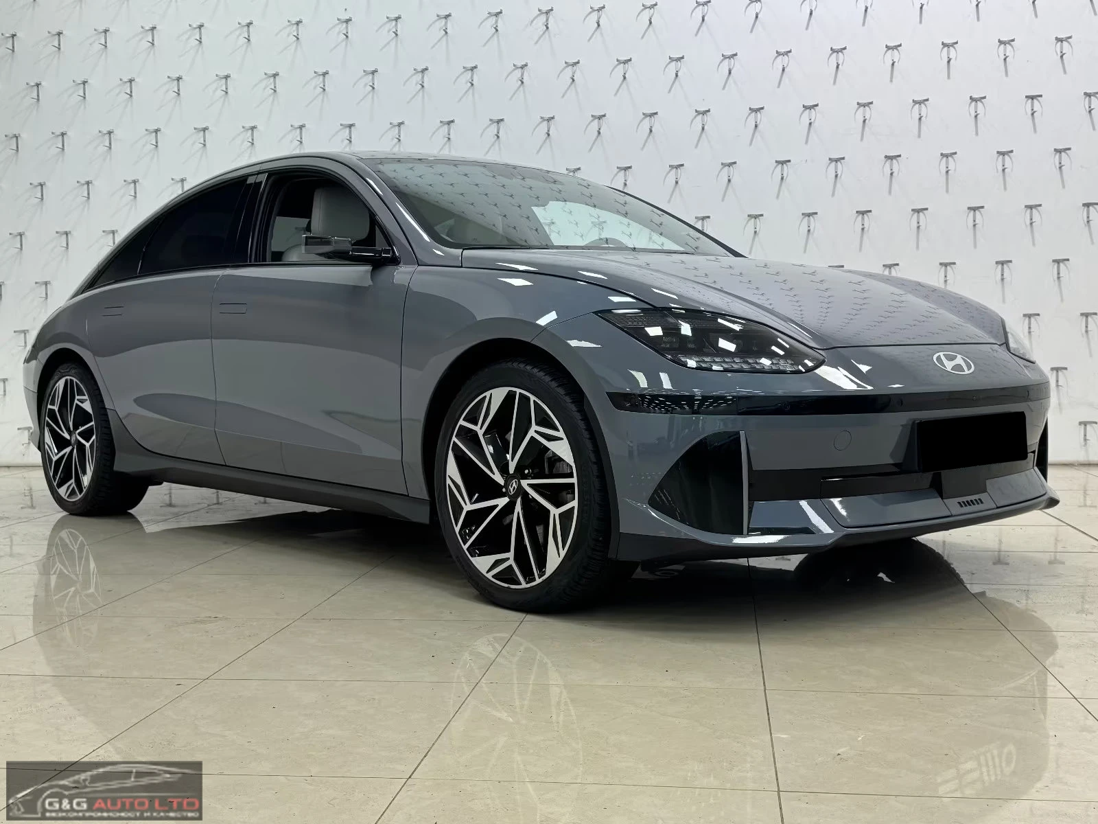 Hyundai Ioniq 6 UNIQ/325HP/4WD/360/BOSE/DIGI/HUD/MEMO/515q, снимка 5 - Автомобили и джипове - 55363941