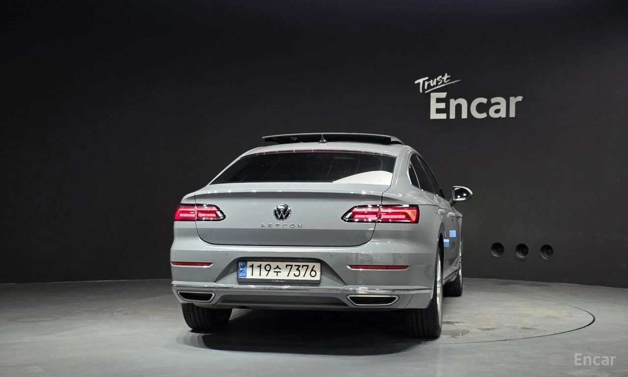 VW Arteon 2.0 TDI Prestige* DISTRONIC* 360* ХЕДЪП* ПАНОРАМА*, снимка 4 - Автомобили и джипове - 55452016
