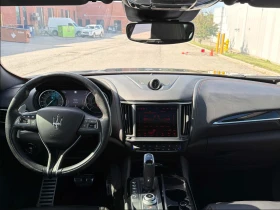 Maserati Levante GranSport* AWD* Обдух* Панорама* 360Камера* Keyles, снимка 6