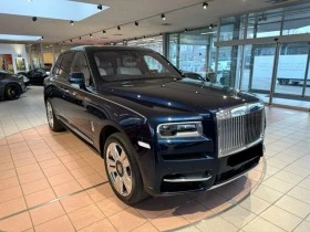 Rolls-Royce Cullinan  Starlights/Rear-Theatre