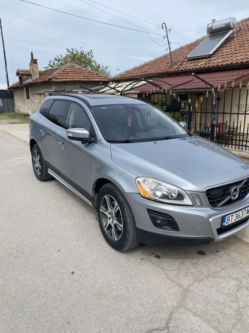 Volvo XC60 2.4D автоматик нави, снимка 2 - Автомобили и джипове - 52674967