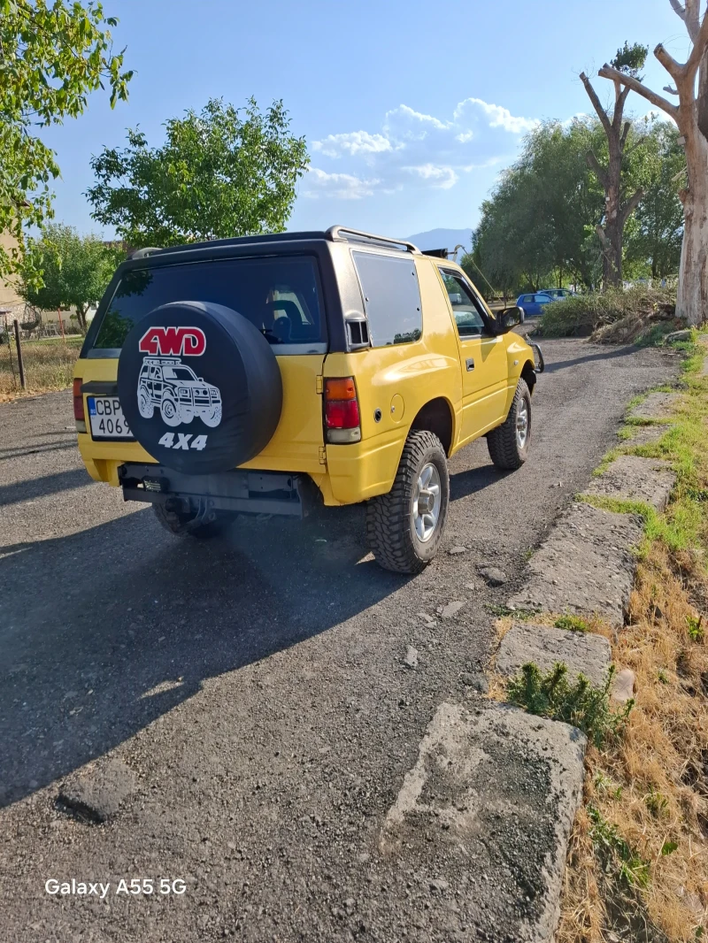 Opel Frontera 2.0I, снимка 4 - Автомобили и джипове - 52260436