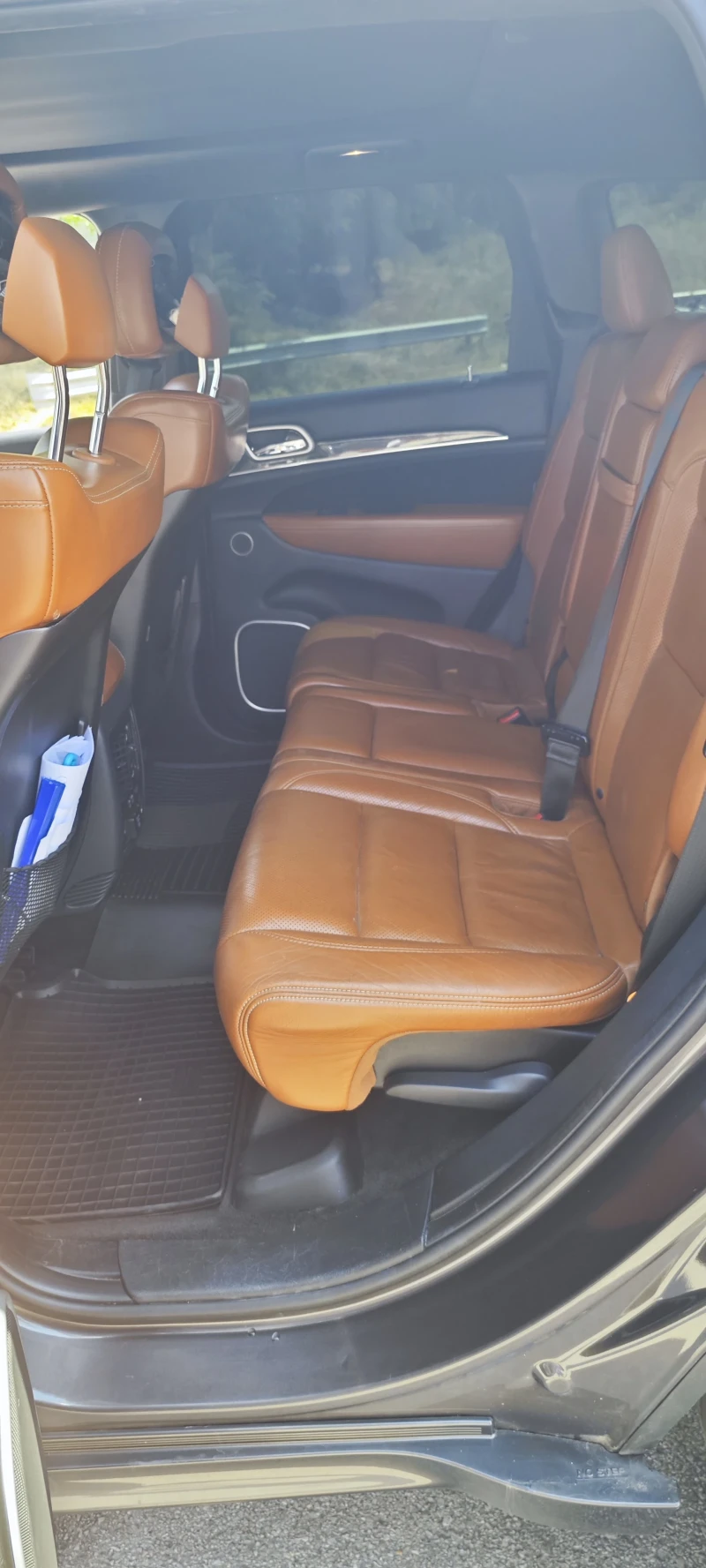 Jeep Grand cherokee СПЕШНО 6.4/Srt/Panorama/Full, снимка 10 - Автомобили и джипове - 52356709