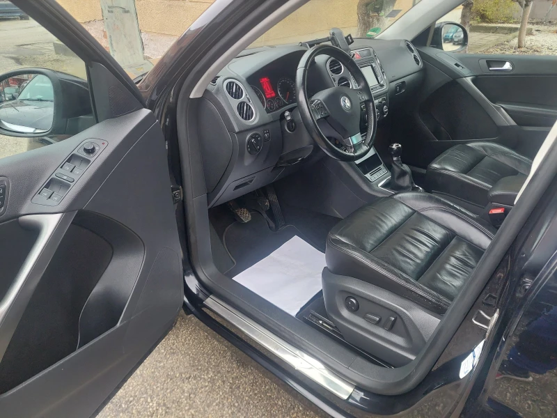 VW Tiguan 4х4.ТОП СЪСТОЯНИЕ, снимка 11 - Автомобили и джипове - 52576720