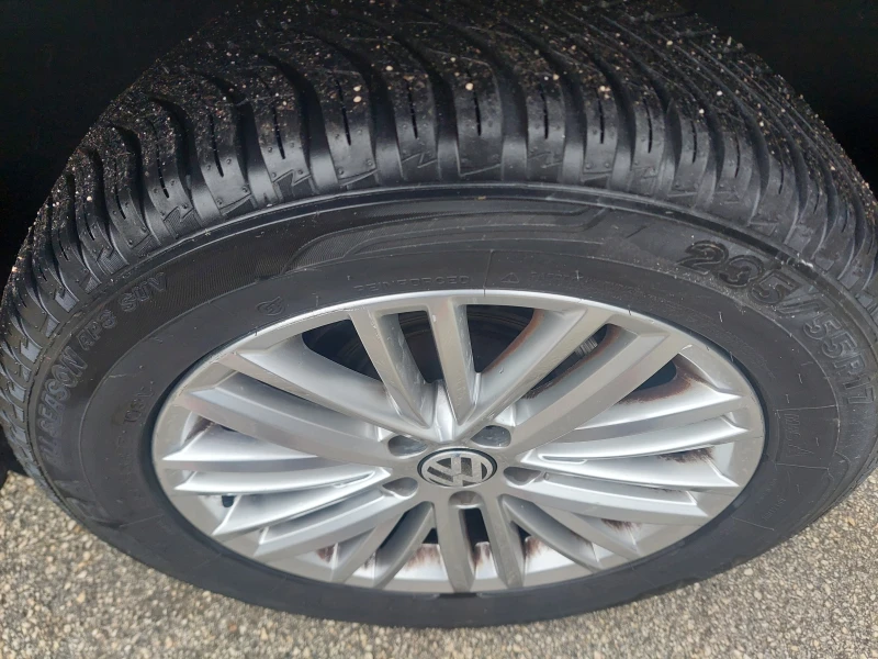 VW Tiguan 4х4.ТОП СЪСТОЯНИЕ, снимка 13 - Автомобили и джипове - 52576720