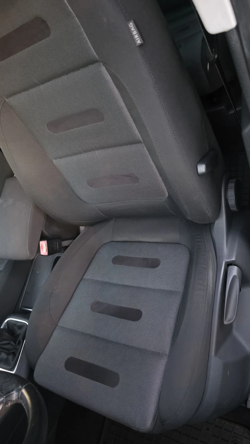 VW Tiguan 1.4TSI, снимка 11 - Автомобили и джипове - 52732091