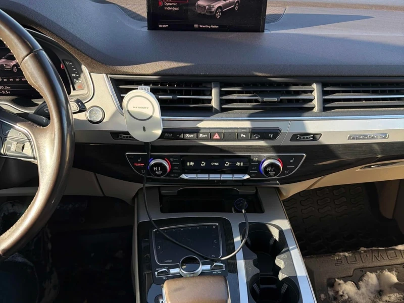 Audi Q7 * 3.0T Progressiv * CARFAX * ФИНАНСИРАНЕ, снимка 9 - Автомобили и джипове - 52830694