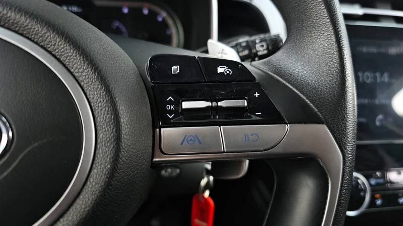 Hyundai Tucson 2.0 CRDI / АВТОМАТИК / СЕРВИЗНА ИСТОРИЯ !!!, снимка 15 - Автомобили и джипове - 53442630