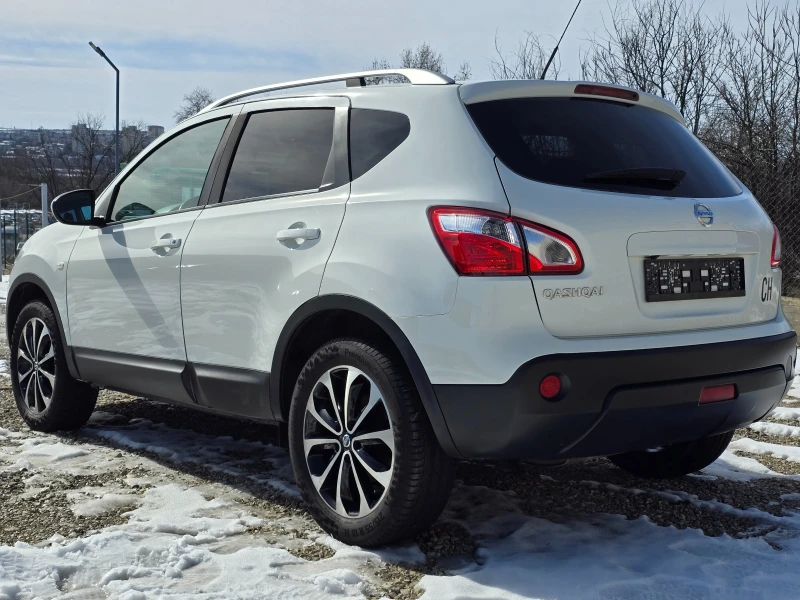 Nissan Qashqai 2.0/4X4/ПАНОР./Швейц., снимка 6 - Автомобили и джипове - 53575930